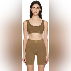 {SKIMS} OUTDOOR BASICS SCOOP NECK BRALETTE & BIKE SHORT SET | SIZE - S